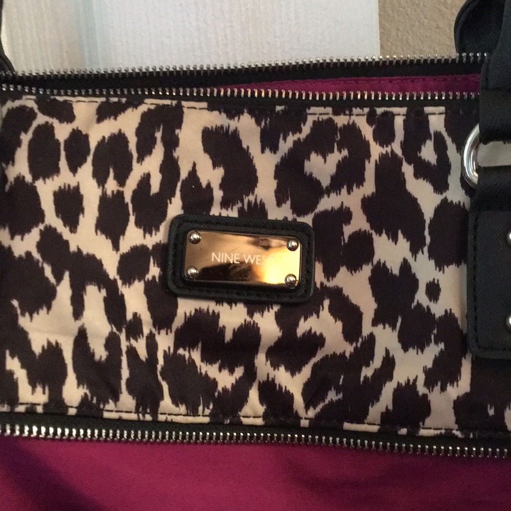 Beautiful large bag 🎀 - Picture 3 of 7
